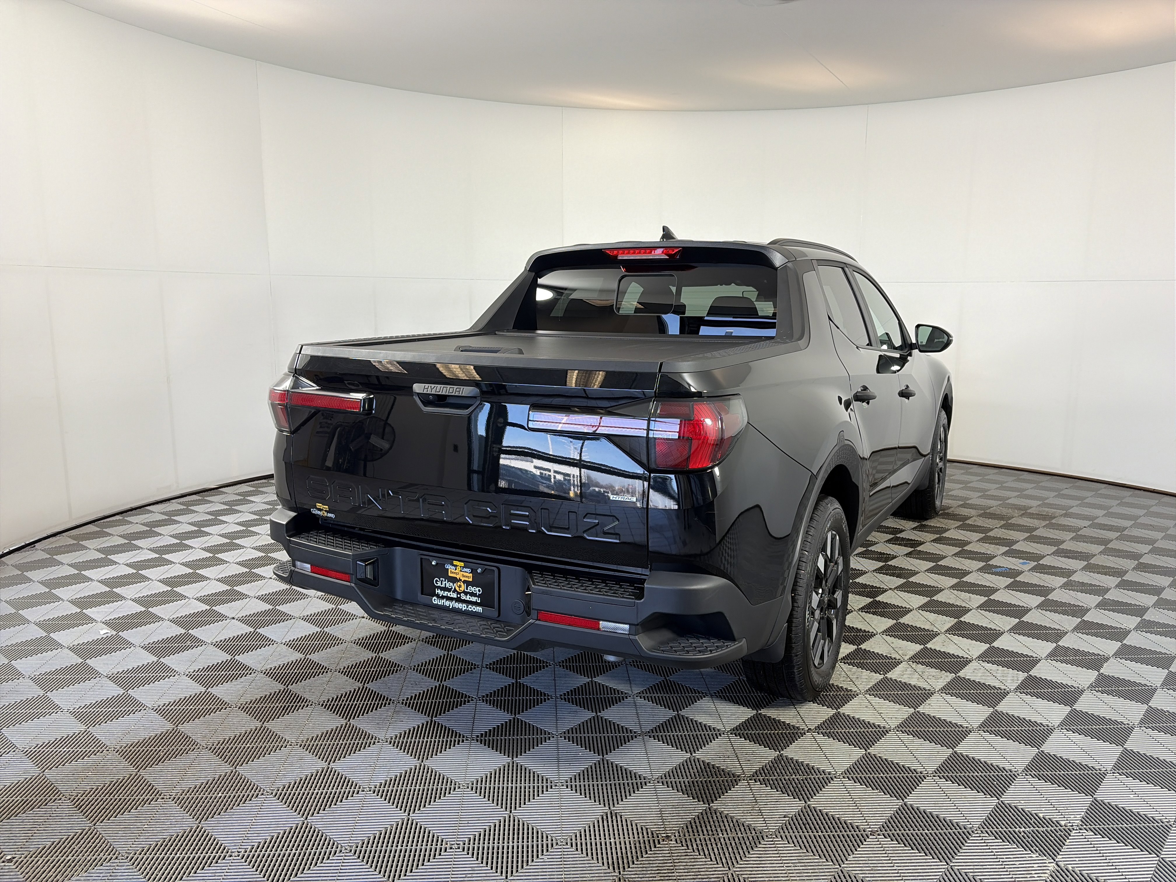 Certified 2025 Hyundai Santa Cruz SEL image 9