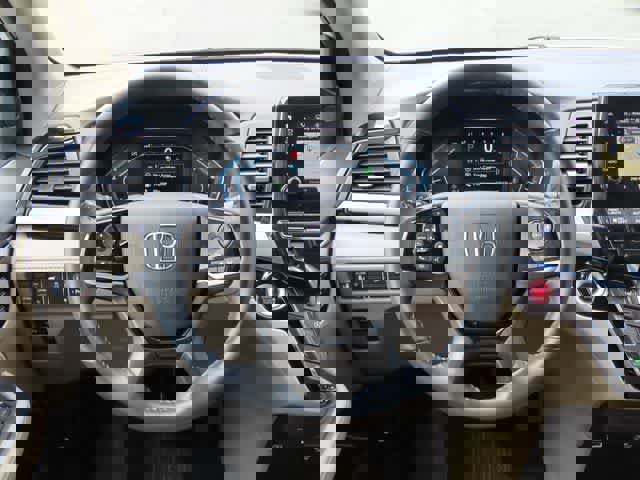 Certified 2023 Honda Odyssey Touring image 21