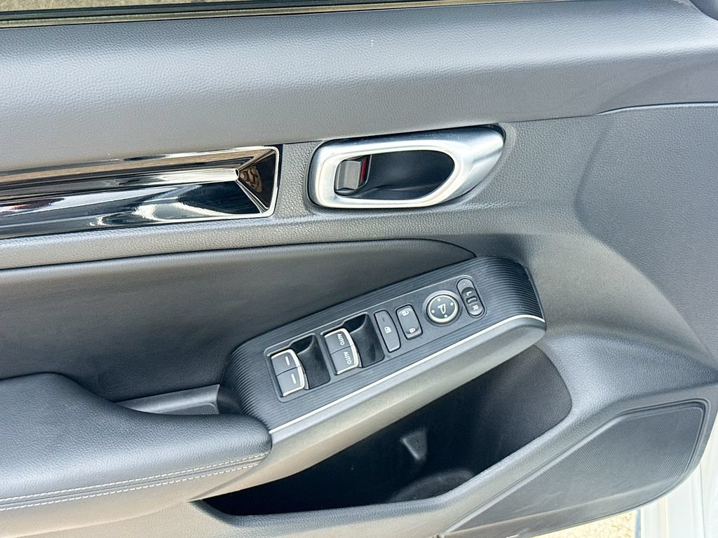 Used 2025 Honda Civic Sport Touring image 19