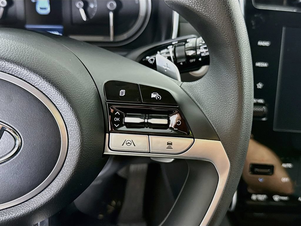 Certified 2022 Hyundai Tucson Blue AWD/4WD image 22