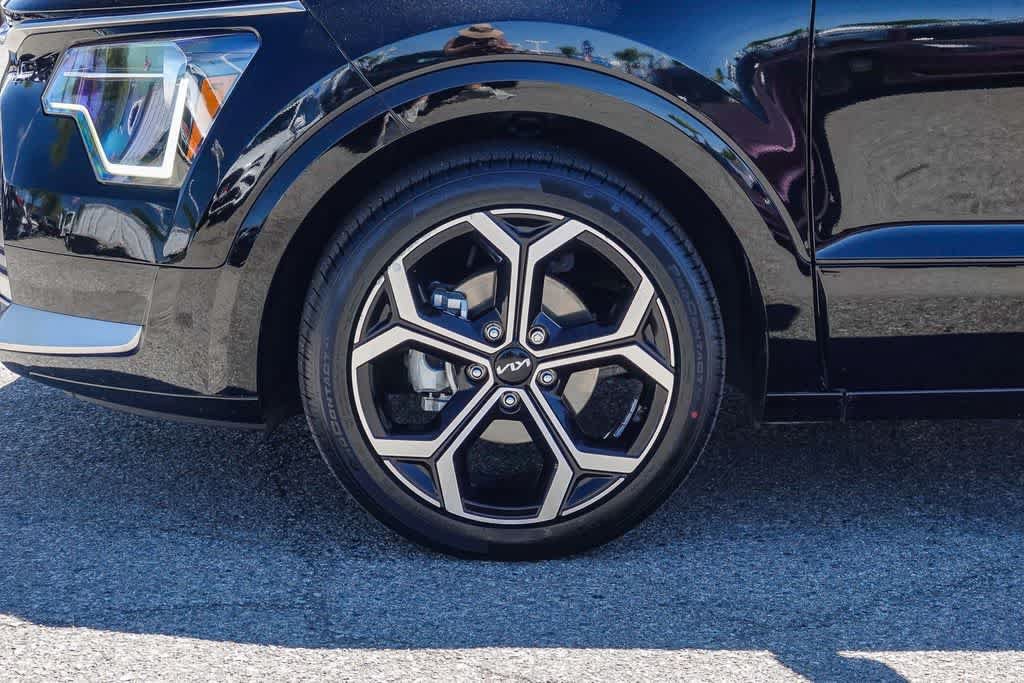 Certified 2023 Kia Niro EX Touring FWD image 10