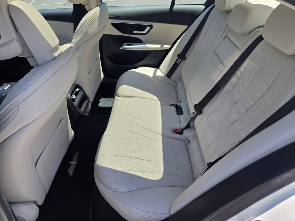 Used 2025 Mercedes-Benz E 350 Sedan w/ Winter Package image 10
