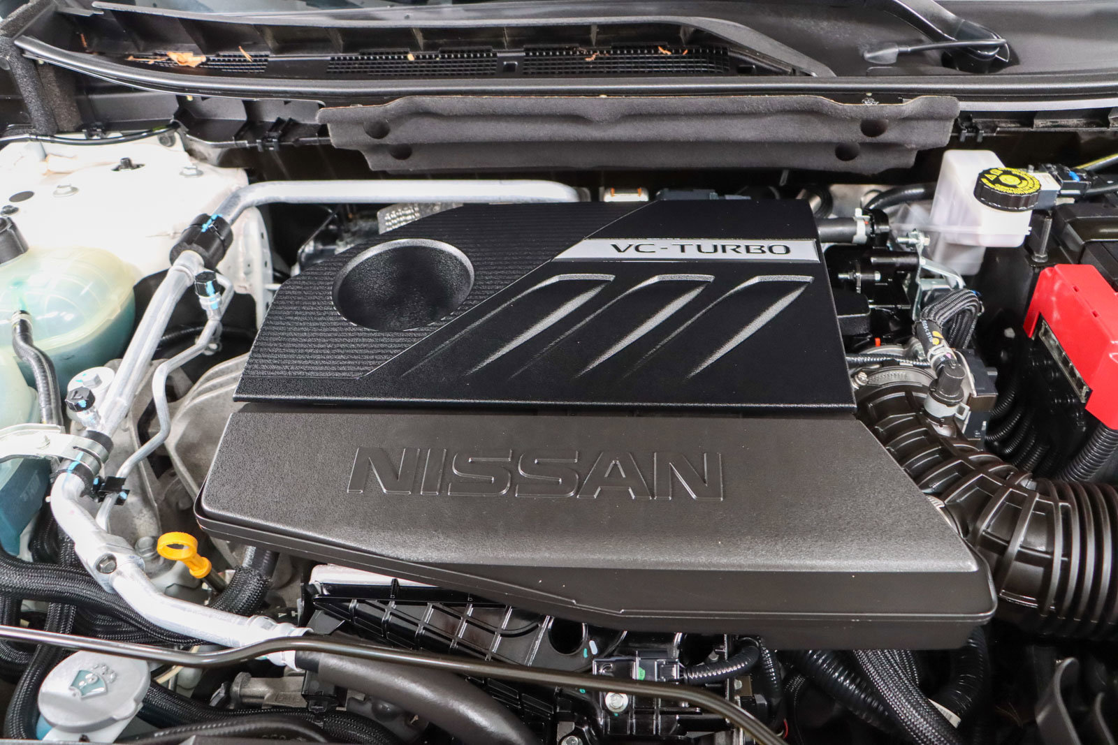 Used 2024 Nissan Rogue SV image 30