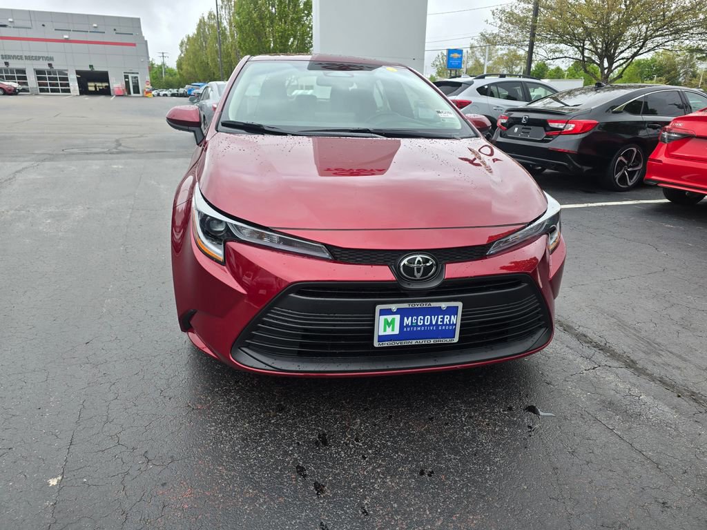 Certified 2025 Toyota Corolla LE FWD image 9