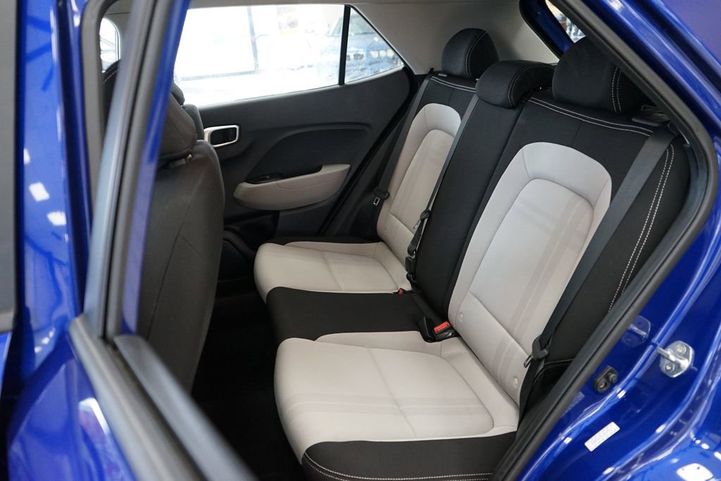 Used 2020 Hyundai Venue SEL image 41