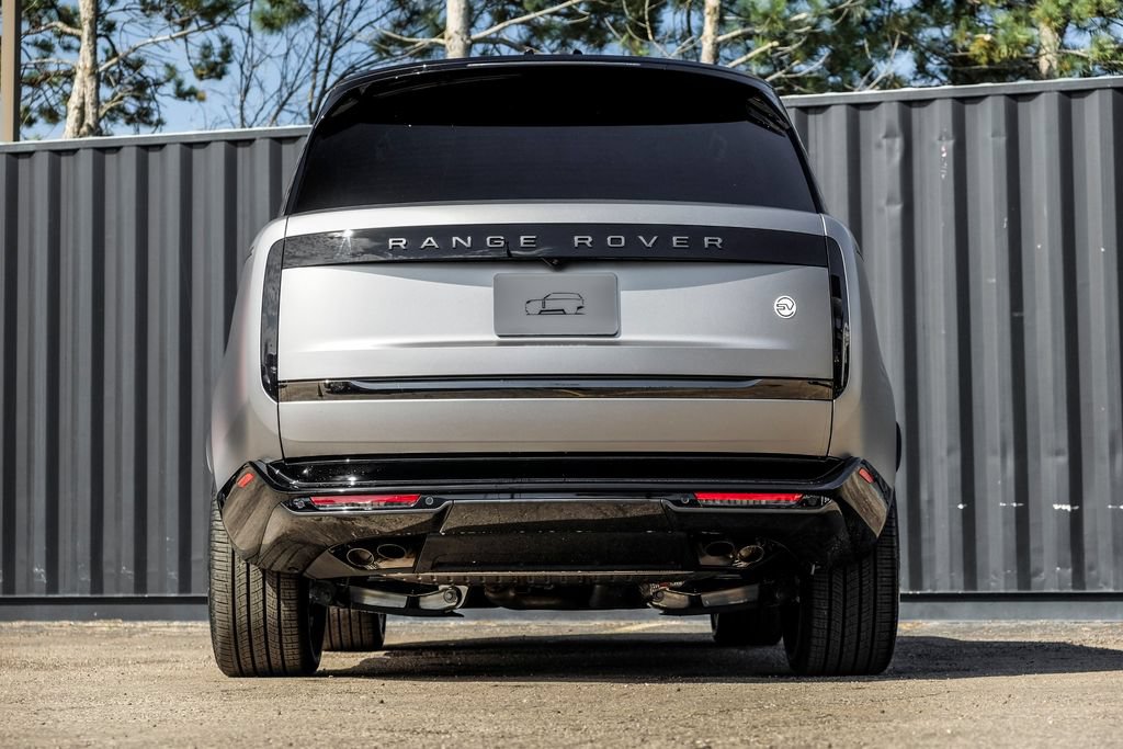 New 2026 Land Rover Range Rover SV AWD/4WD image 7