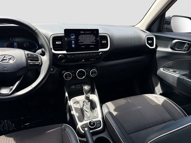 Used 2023 Hyundai Venue Limited w/ Cargo Package FWD image 22