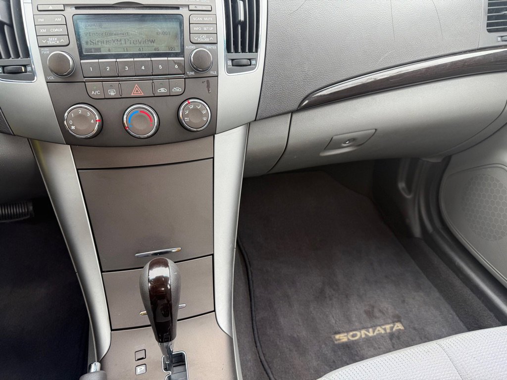 Used 2009 Hyundai Sonata GLS FWD image 14