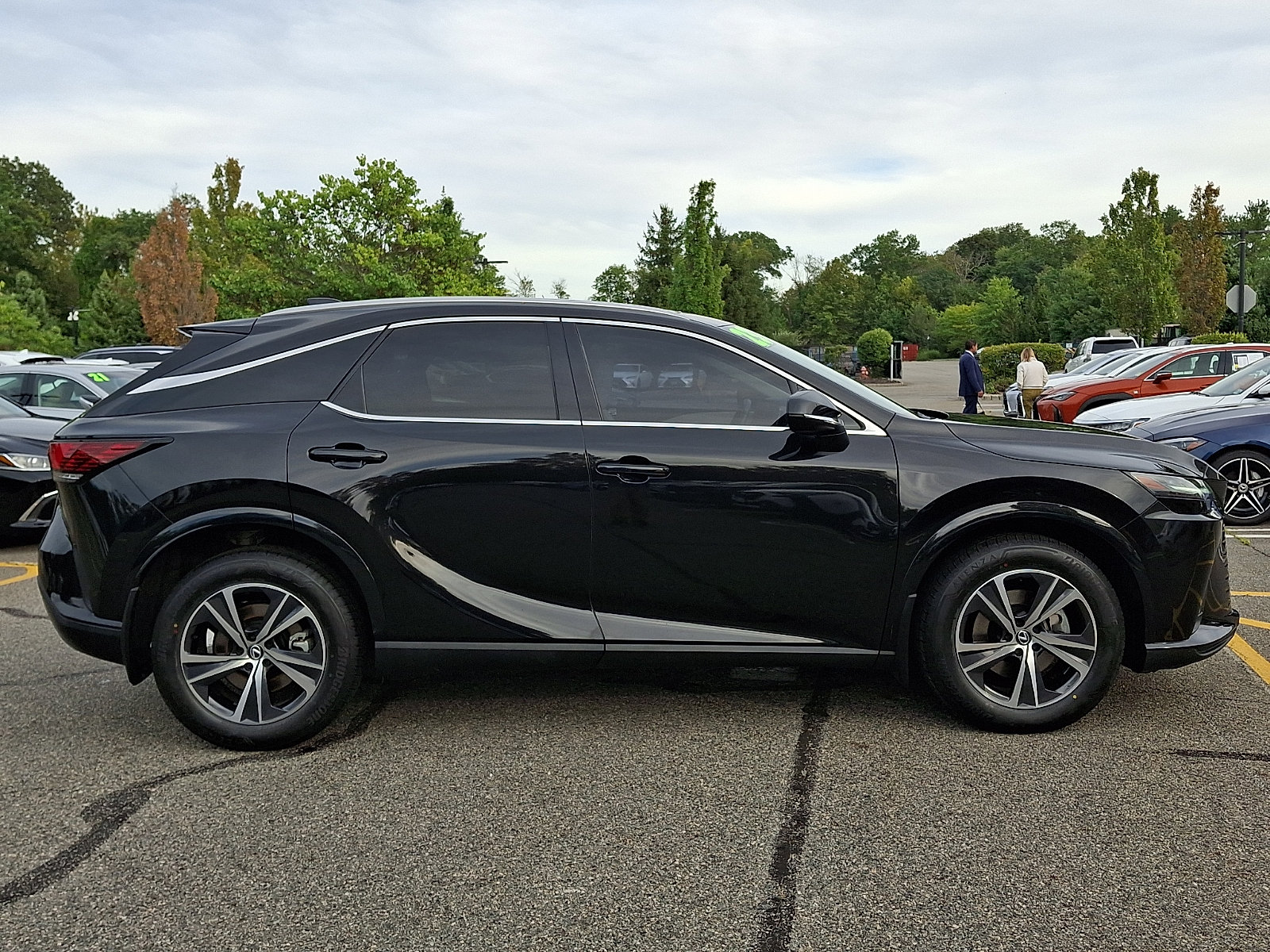 Certified 2023 Lexus RX 350 Premium w/ Accessory Package AWD/4WD image 8