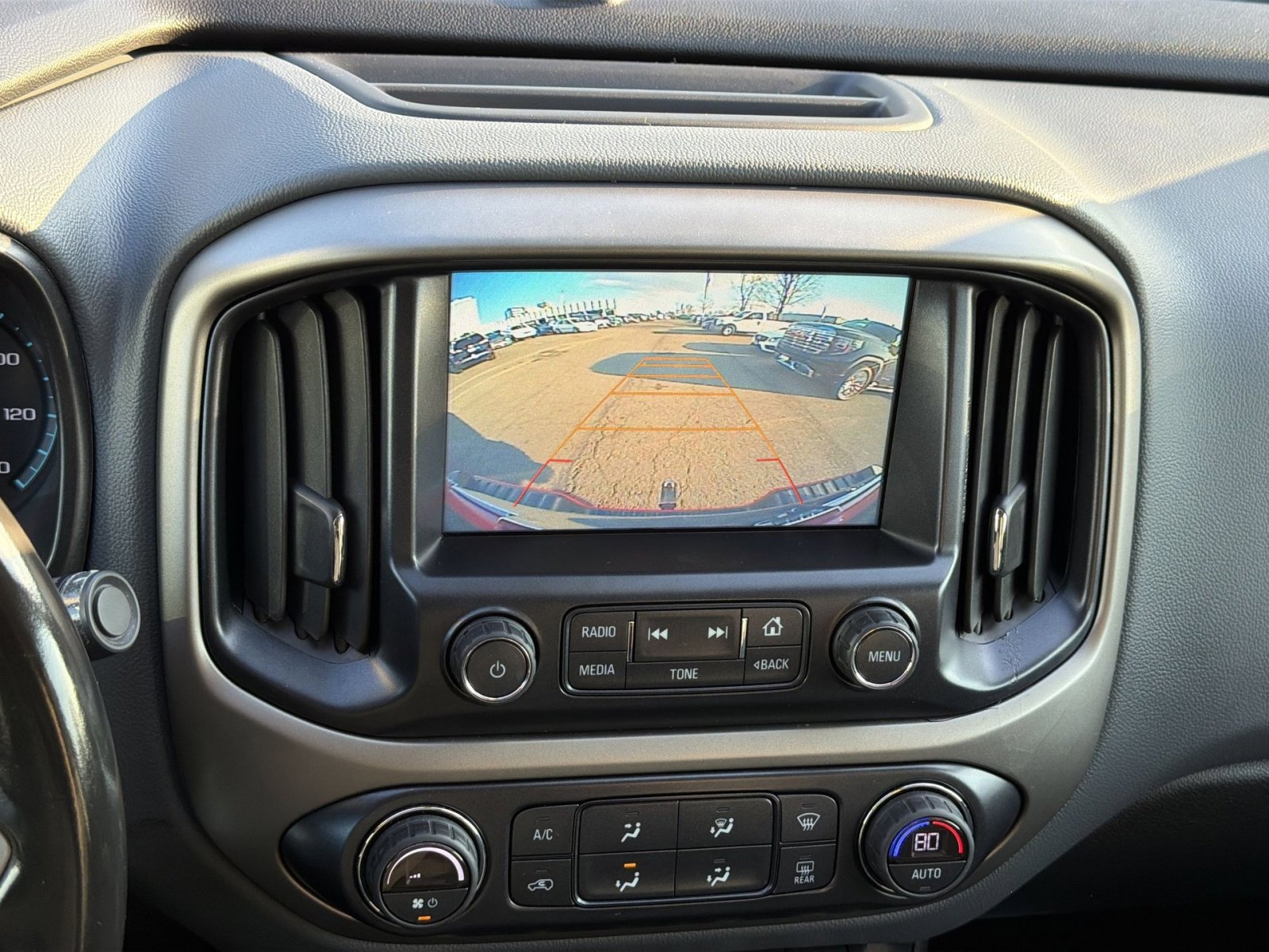 Used 2017 Chevrolet Colorado Z71 image 19