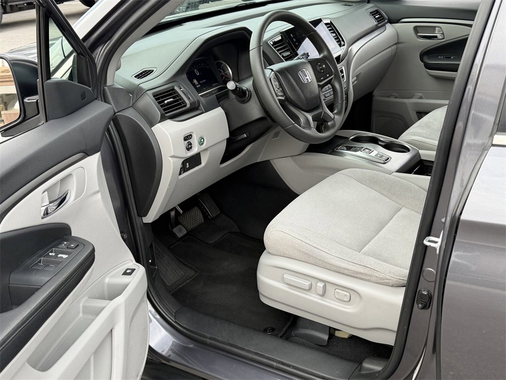 Used 2021 Honda Pilot EX image 10