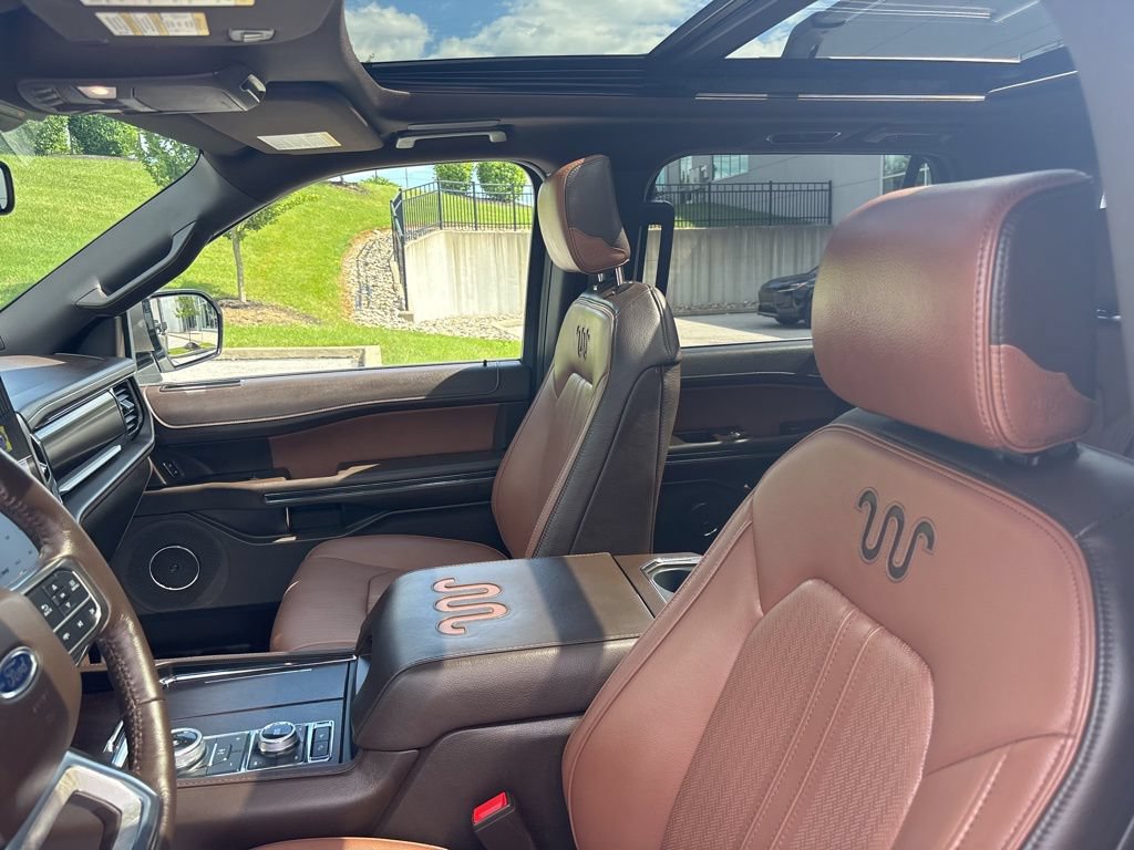 Used 2022 Ford Expedition King Ranch AWD/4WD image 18