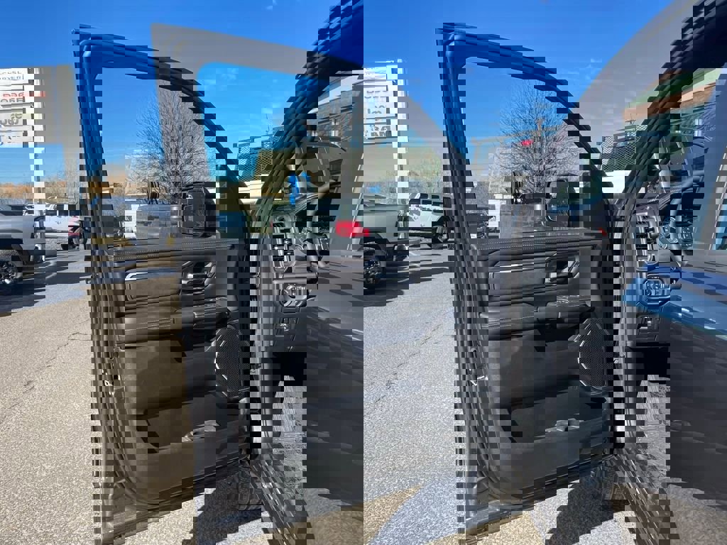 New 2026 RAM 1500 Laramie w/ Night Edition image 12