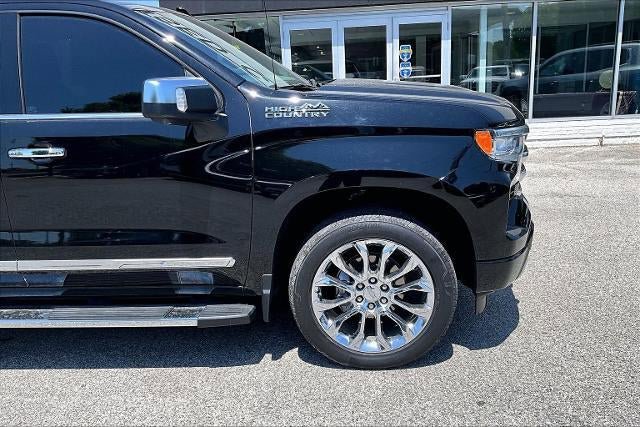 Used 2023 Chevrolet Silverado 1500 High Country w/ High Country Premium Package AWD/4WD image 5