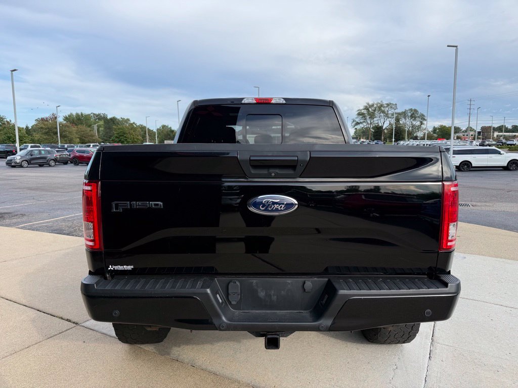 Used 2017 Ford F150 XLT w/ Equipment Group 302A Luxury AWD/4WD image 17