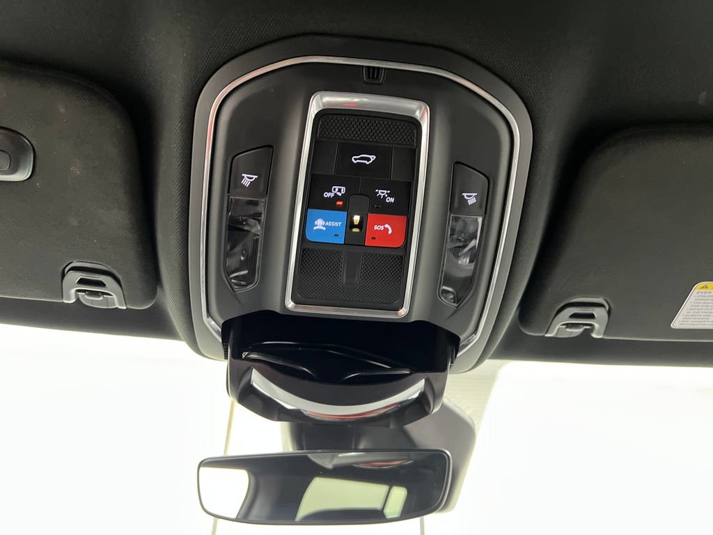 Used 2024 Jeep Wagoneer Series II w/ Flexible Seating Group AWD/4WD image 74