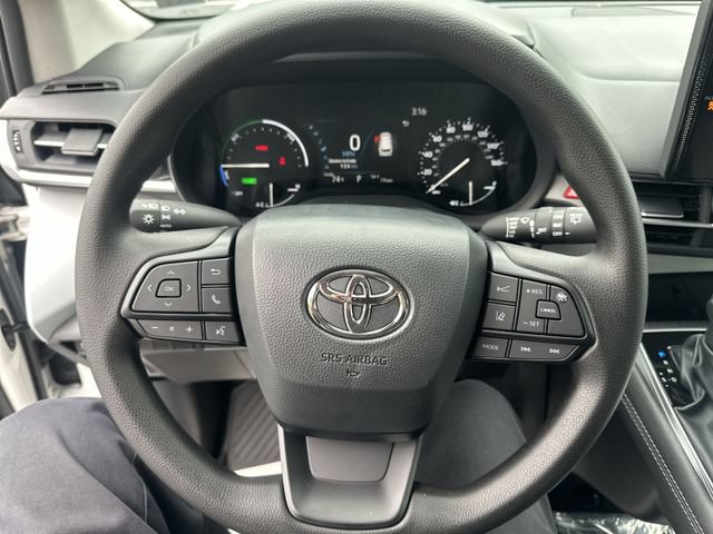 New 2026 Toyota Sienna LE AWD/4WD image 13