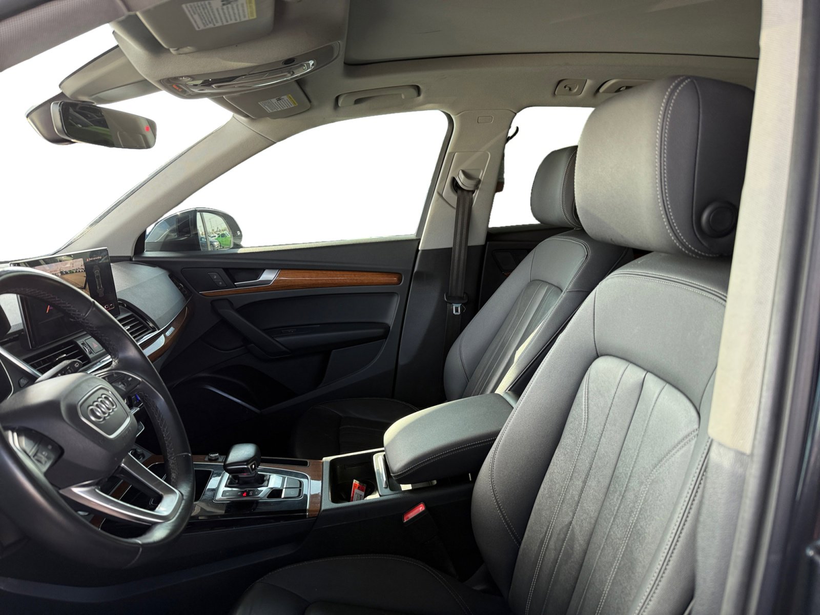 Used 2022 Audi Q5 2.0T Premium w/ Convenience Package image 10