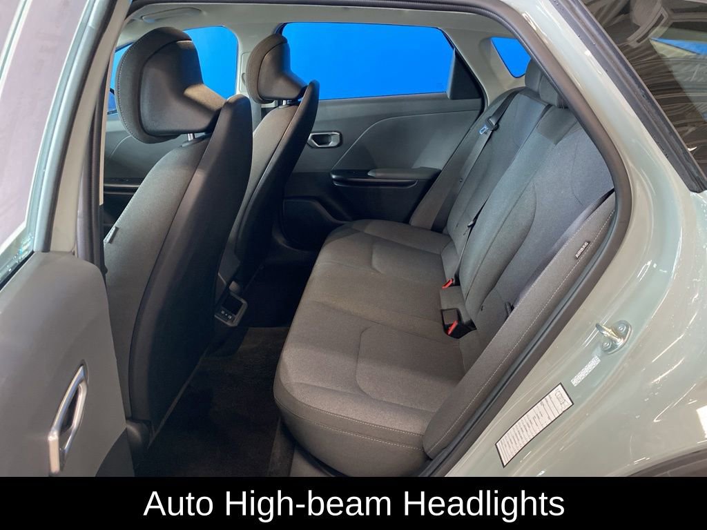 Used 2025 Kia K4 LXS image 11
