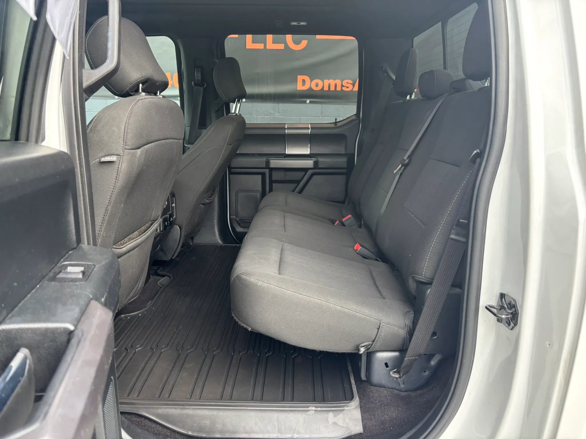 Used 2019 Ford F150 XLT w/ Equipment Group 302A Luxury AWD/4WD image 17