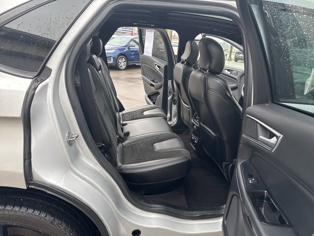 Used 2019 Ford Edge ST w/ Equipment Group 401A image 12