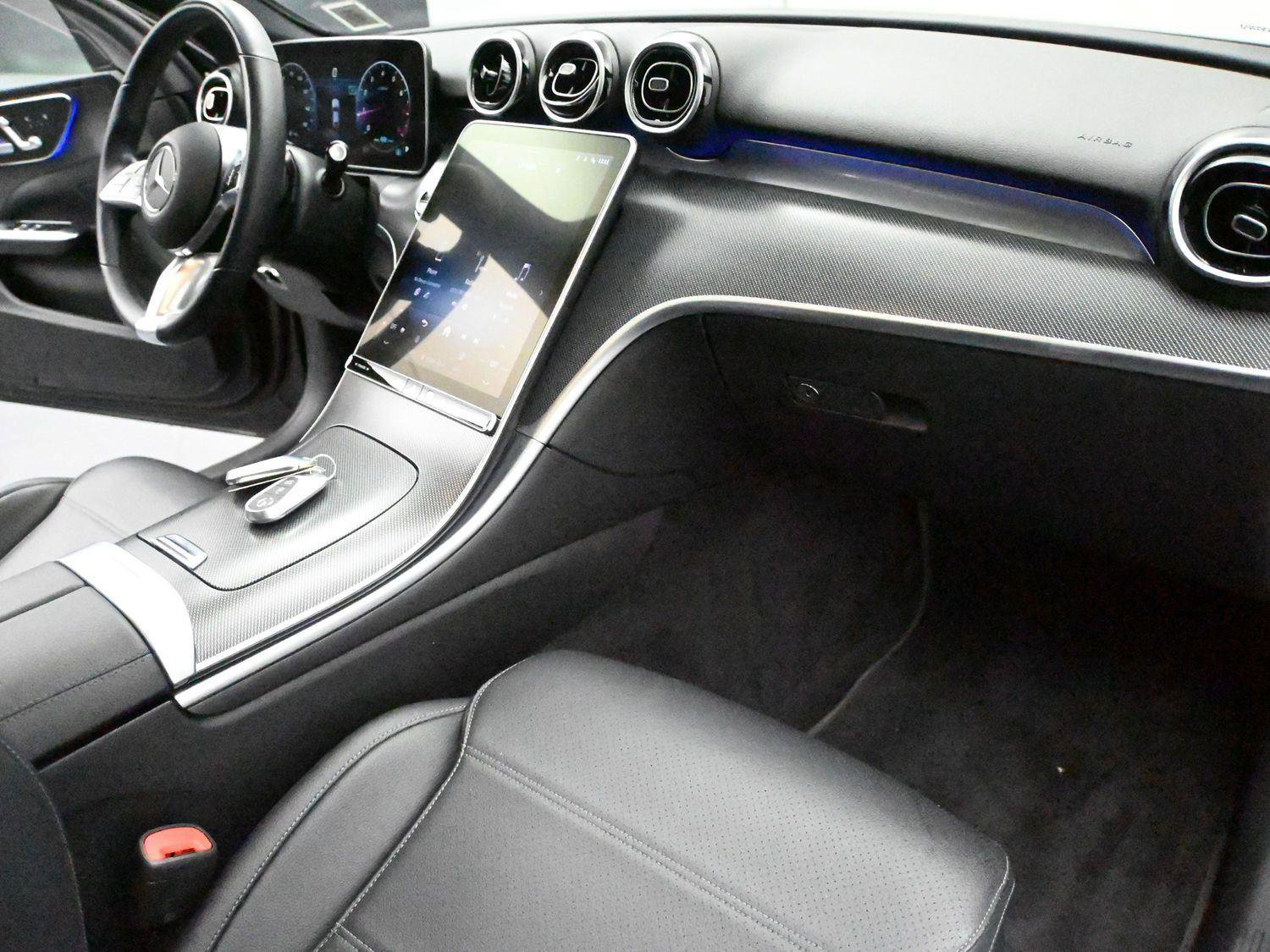 Used 2022 Mercedes-Benz C 300 4MATIC Sedan image 21