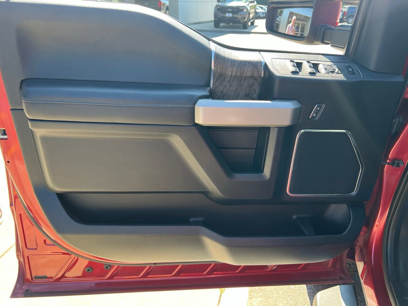 Certified 2017 Ford F250 Lariat w/ Chrome Package AWD/4WD image 19