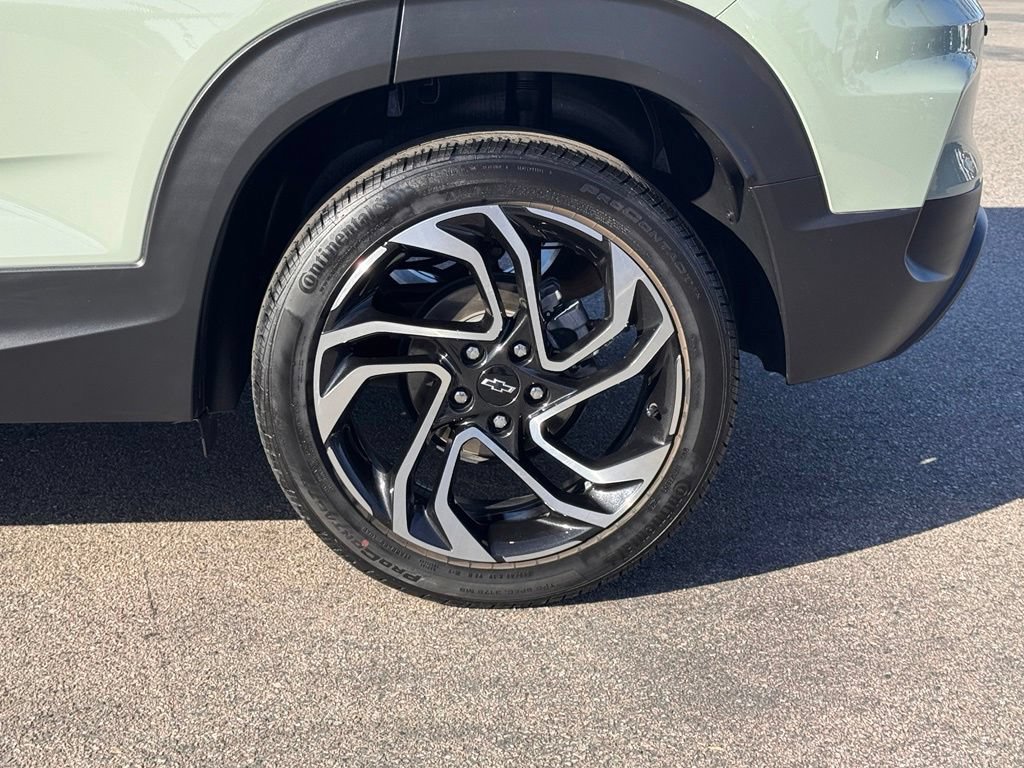 Used 2024 Chevrolet TrailBlazer RS w/ Driver Confidence Package FWD image 14