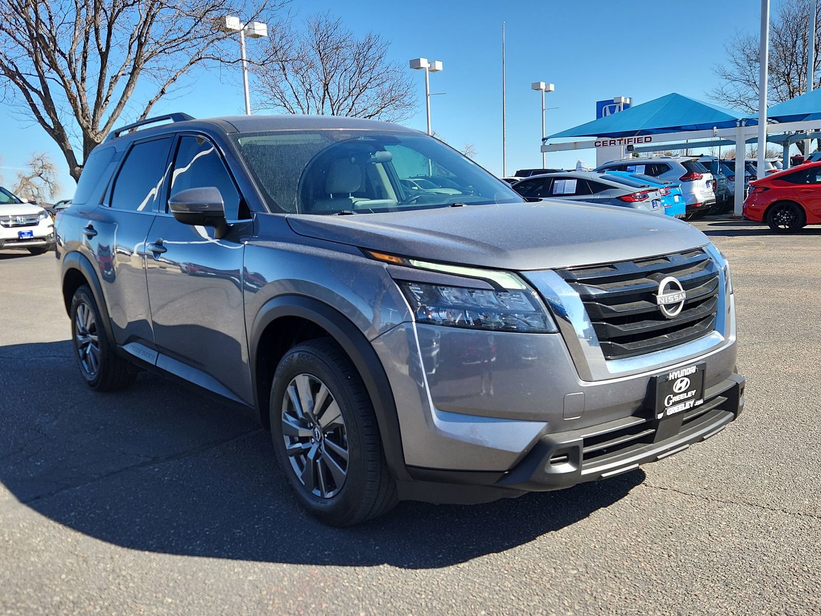 Used 2023 Nissan Pathfinder SV w/ Cargo Package image 7