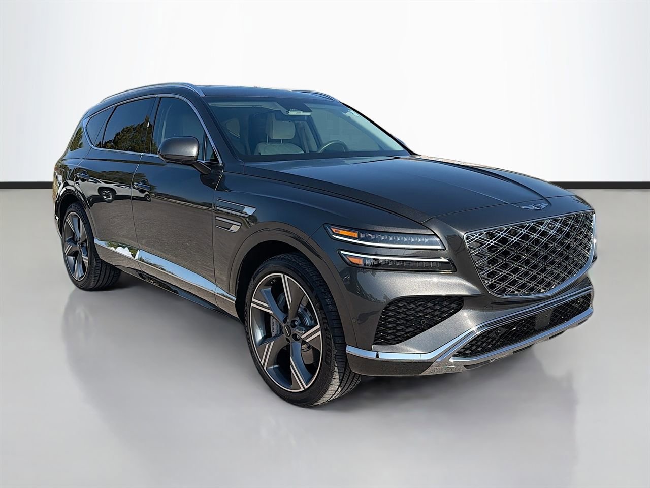 Used 2025 Genesis GV80 3.5T Prestige image 2