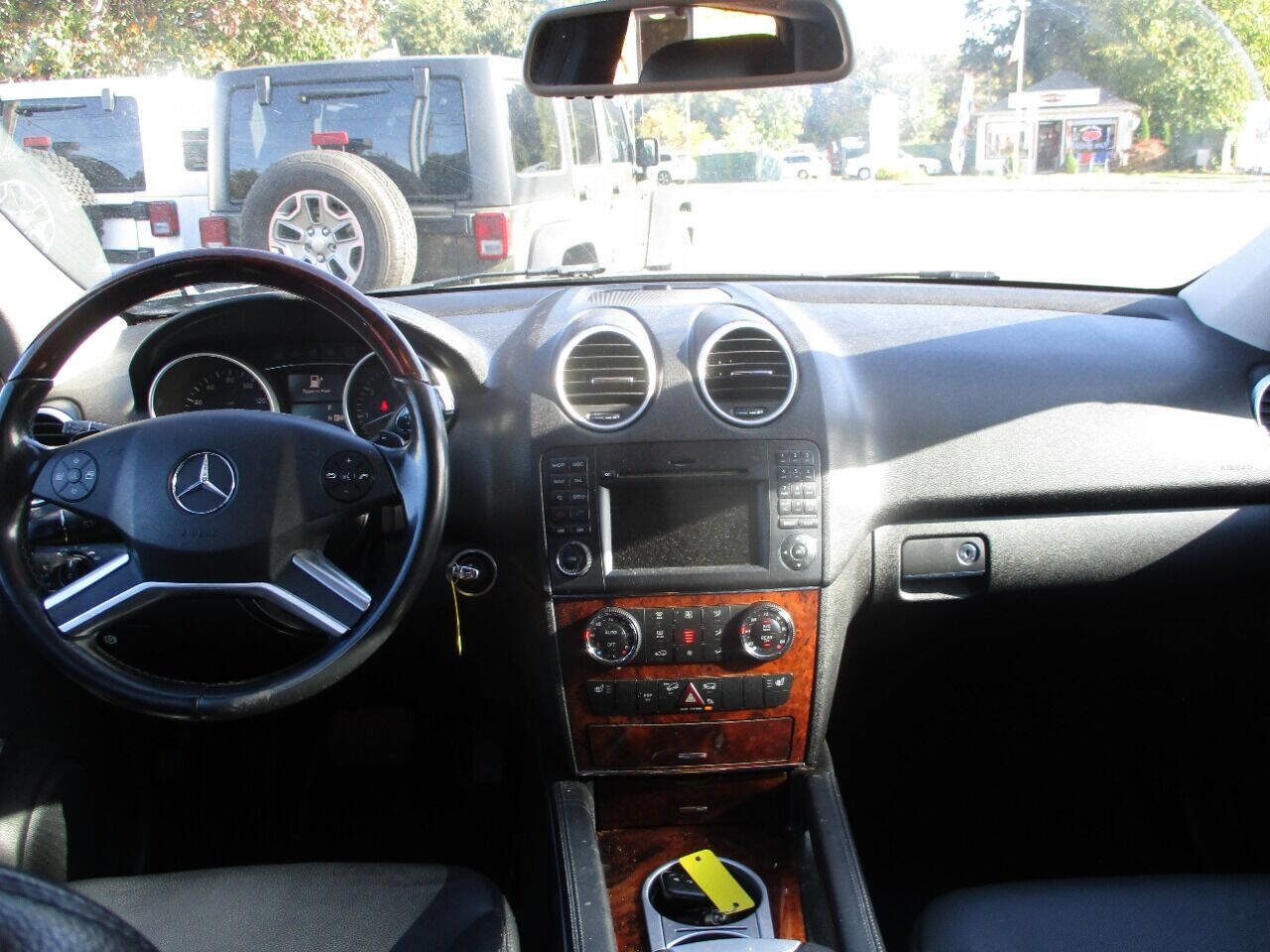 Used 2010 Mercedes-Benz ML 350 4MATIC image 12