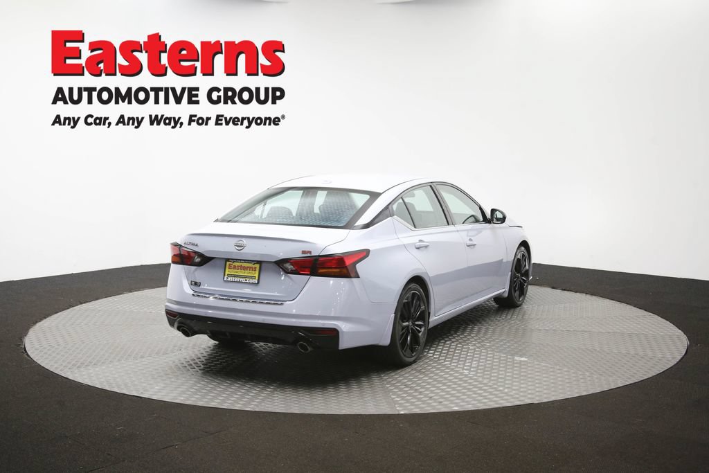 Used 2023 Nissan Altima 2.5 SR FWD image 43