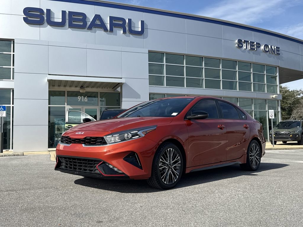 Used 2022 Kia Forte GT-Line image 2