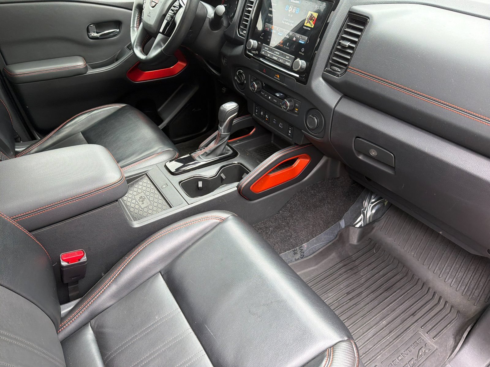 Used 2023 Nissan Frontier PRO-4X w/ Pro-4X Premium Package AWD/4WD image 14