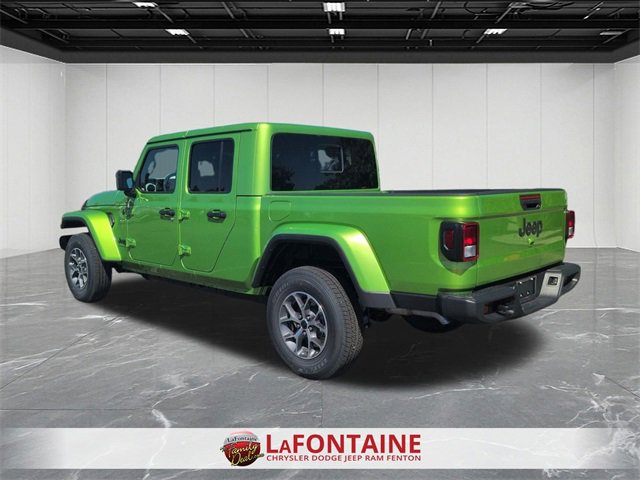 New 2025 Jeep Gladiator Sport image 3