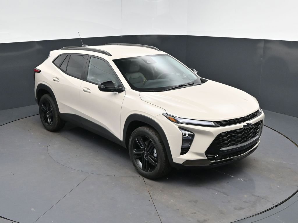 New 2026 Chevrolet Trax ACTIV w/ Driver Confidence Package FWD image 1