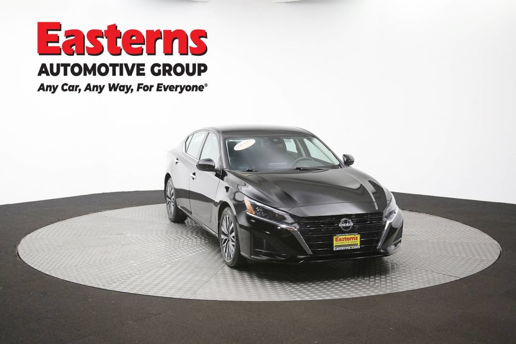 Used 2023 Nissan Altima 2.5 SV FWD image 50
