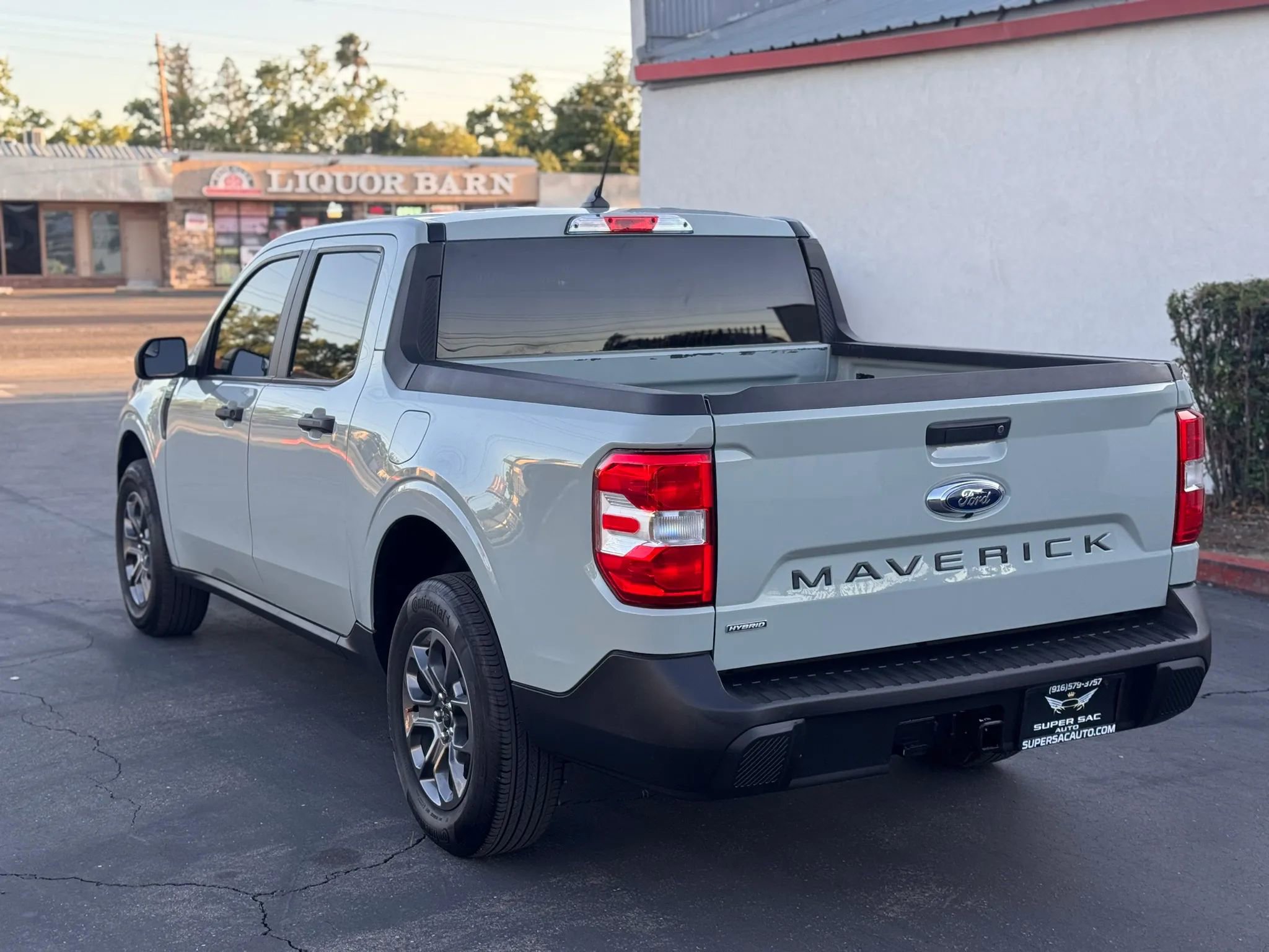 Used 2024 Ford Maverick XLT FWD image 4