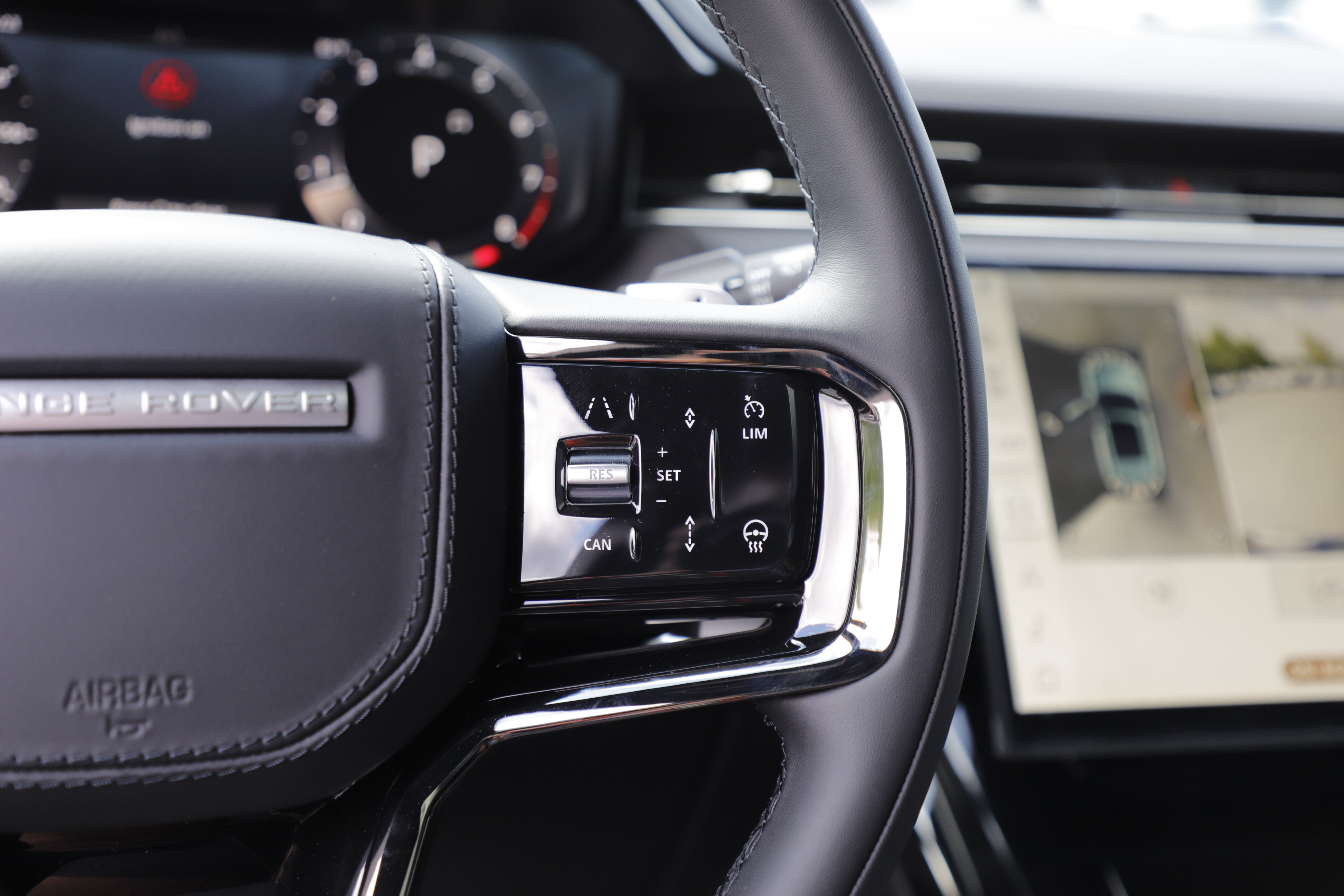 New 2026 Land Rover Range Rover Sport Dynamic SE AWD/4WD image 24