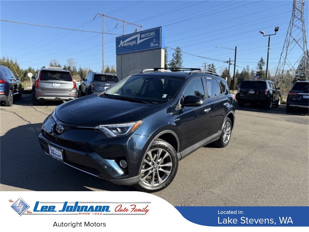 Used 2017 Toyota RAV4 Limited image 1