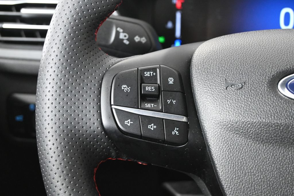 Used 2023 Ford Escape ST-Line Select w/ Tech Pack #1 AWD/4WD image 32