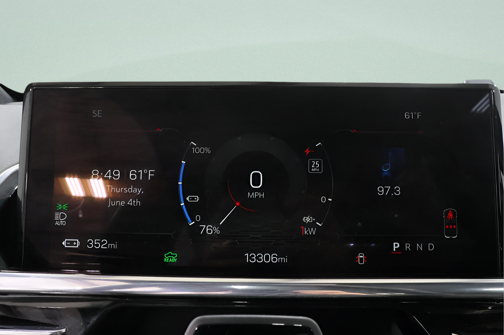 Used 2025 GMC Sierra EV Denali AWD/4WD image 16