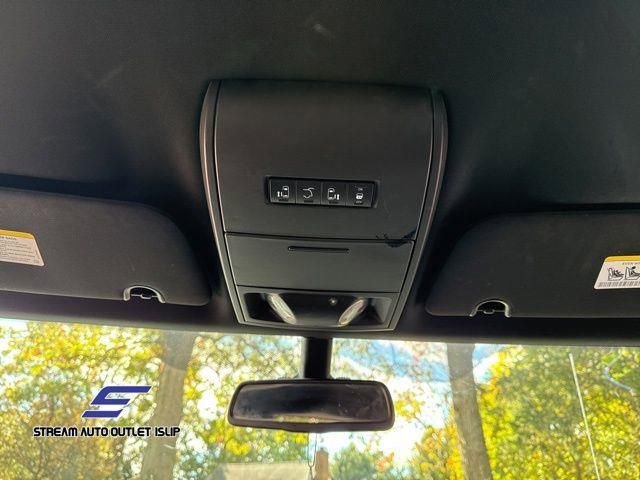 Used 2019 Dodge Grand Caravan SXT image 26