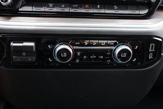 New 2025 GMC Sierra 2500 SLT image 22