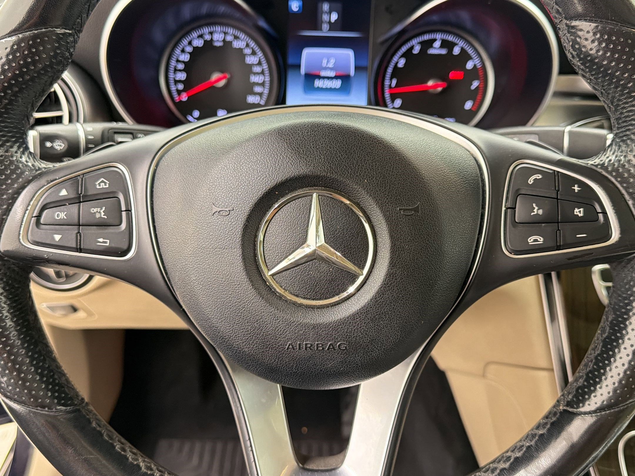 Used 2017 Mercedes-Benz GLC 300 4MATIC image 15