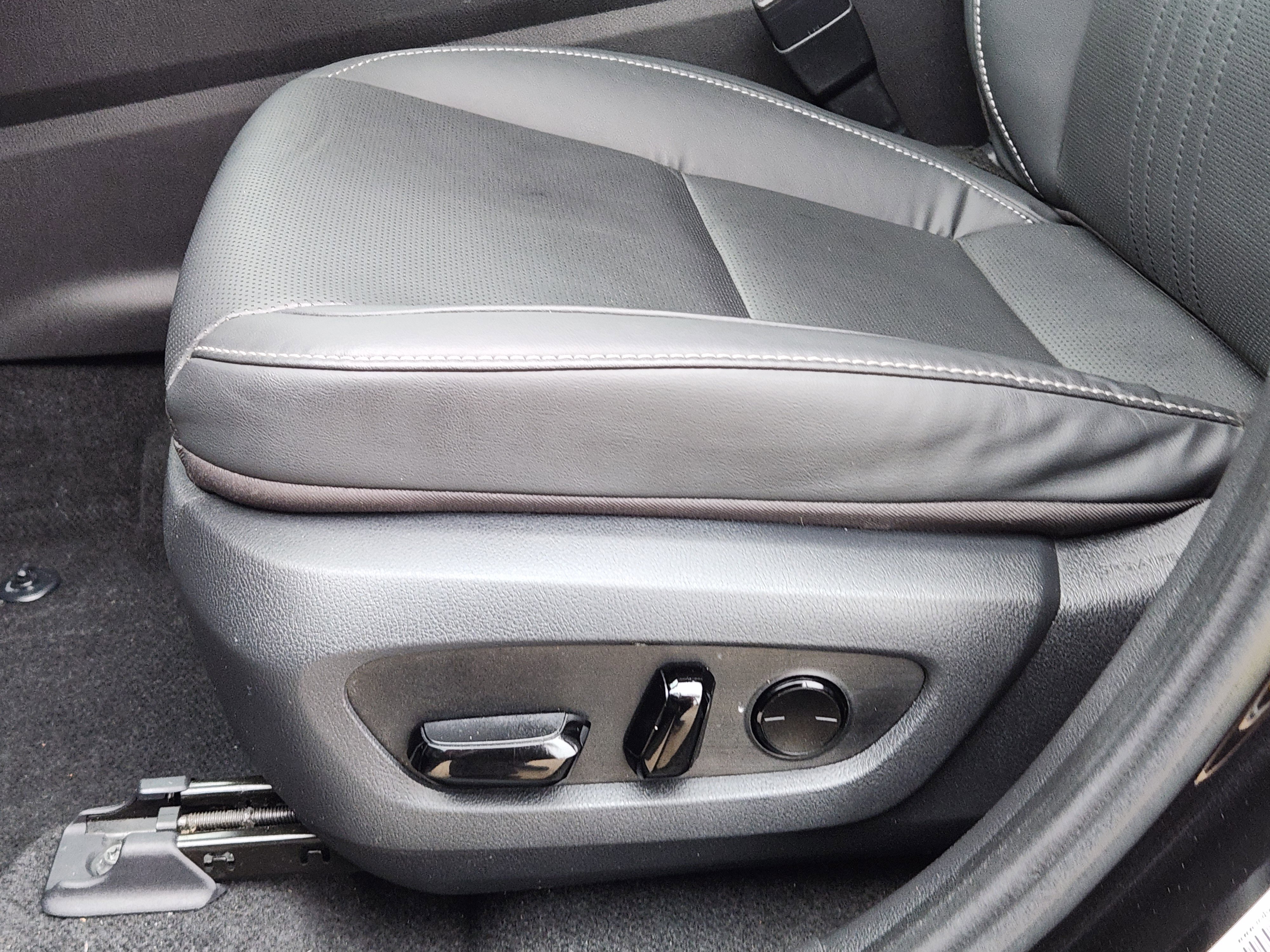 Used 2022 Lexus NX 350h AWD image 33