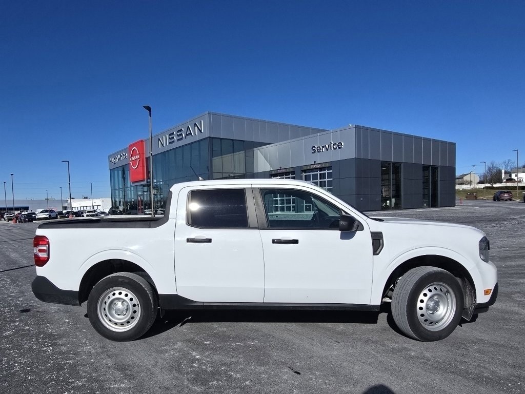 Used 2022 Ford Maverick XL image 15