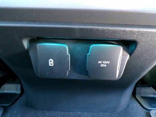 New 2026 Ford F150 Lariat w/ Equipment Group 502A High image 11