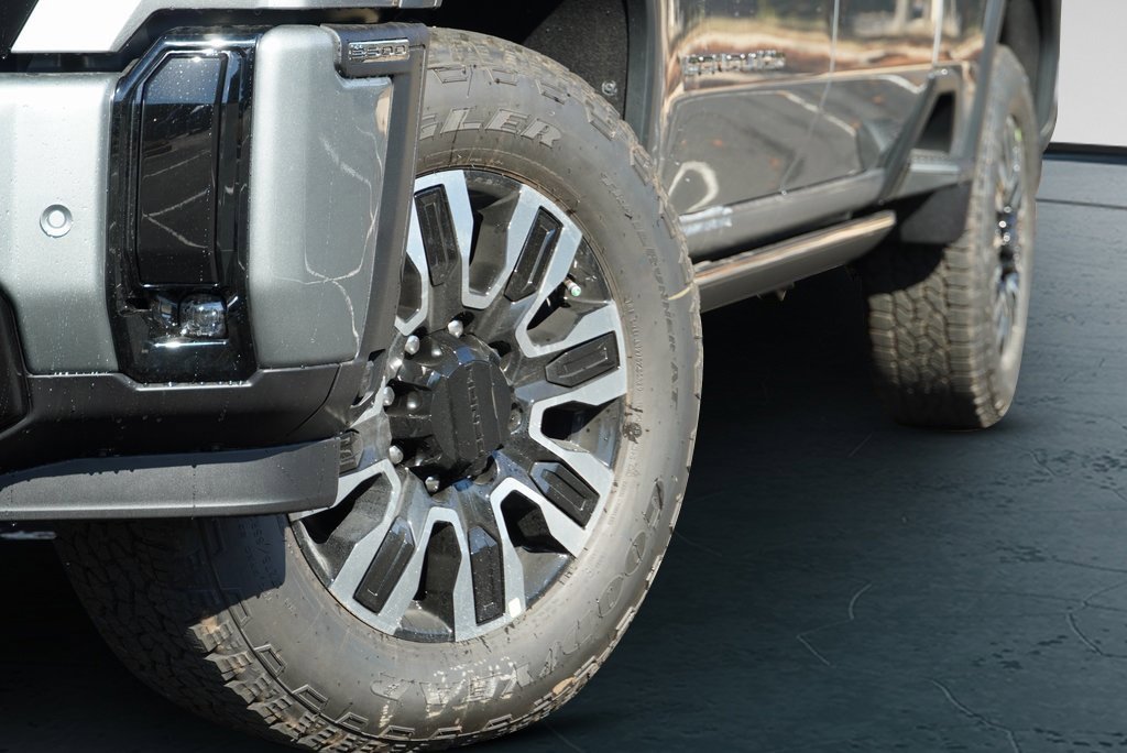 New 2026 GMC Sierra 2500 Denali Ultimate w/ Max Trailering Package image 3