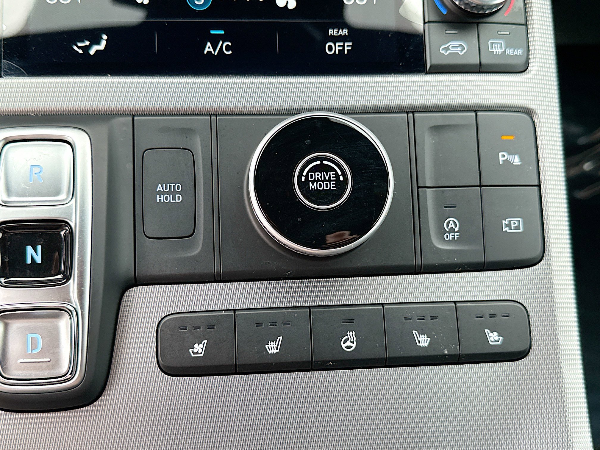 Used 2024 Hyundai Palisade Calligraphy image 31